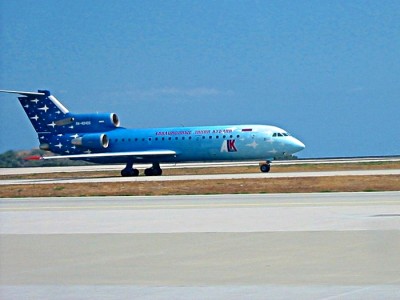 YAK42md80.JPG