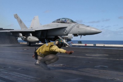 F-18E_03b.jpg