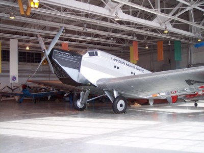 Junkers_Ju-52_single-engine.jpg