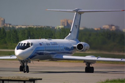 Kolavia_Tupolev_Tu-134_new_livery.jpg