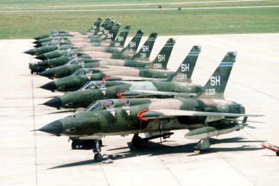 F-105s.jpg