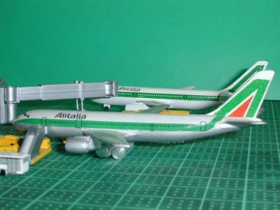 Alitalia%20schabak%20A300.jpg