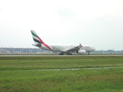 A330_Emirates_2.jpg