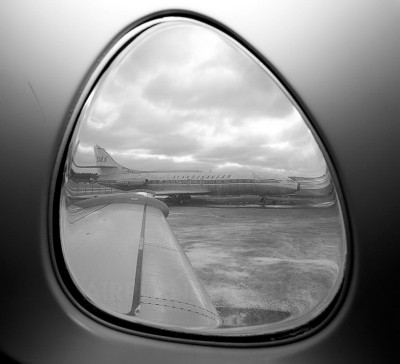 Sud_Aviation_SE-210_Caravelle_Window_View.jpg