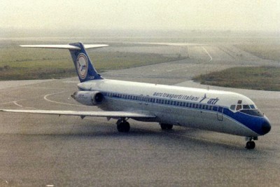 normal_douglas_dc9-32_i-dikp_cn47226-333_psa_1985_01.jpg