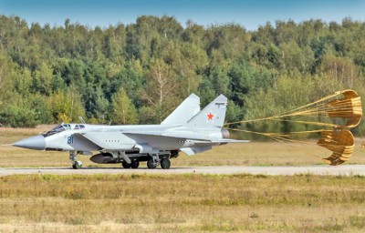 mig-31_new_rocket_1_0.jpg