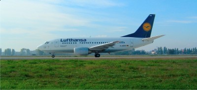 B737-500 LUFTHANSA D-ABIW.jpg