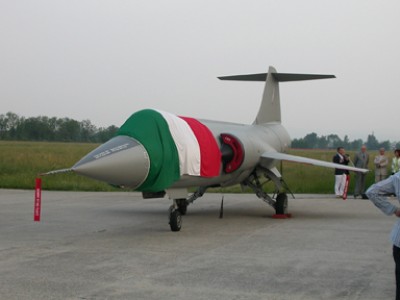 presentazione F104_aeroporto thiene.JPG