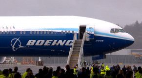 777X Maiden Flight - aircraft