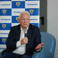 Ryanair 737 8200 BGY 12
